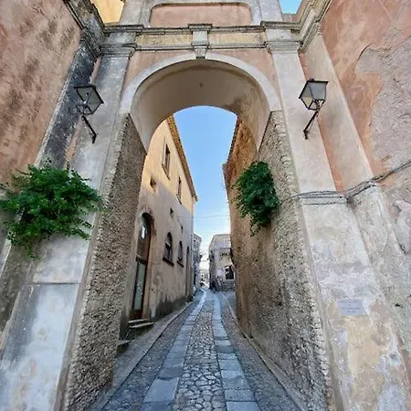 La Luna Nel Pozzo