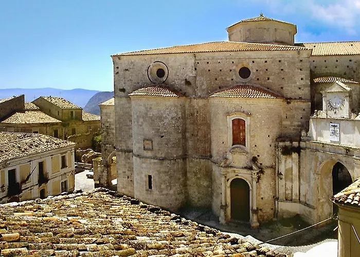 La Luna Nel Pozzo 杰拉切